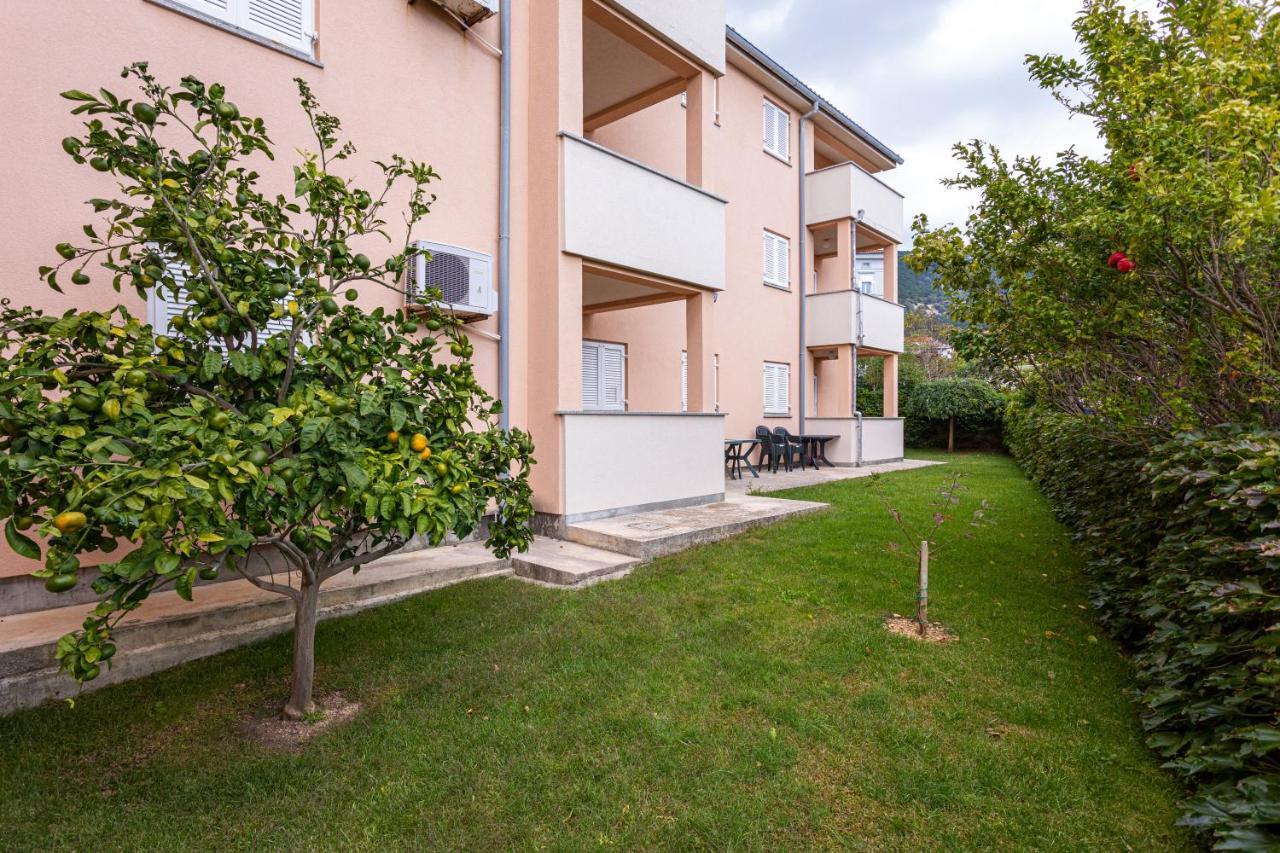 Apartments Crnekovic IV บัชกา ภายนอก รูปภาพ