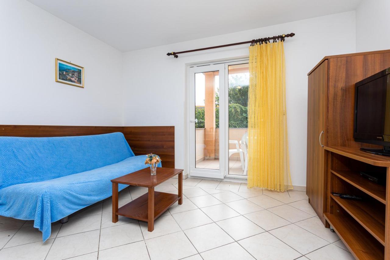 Apartments Crnekovic IV บัชกา ภายนอก รูปภาพ