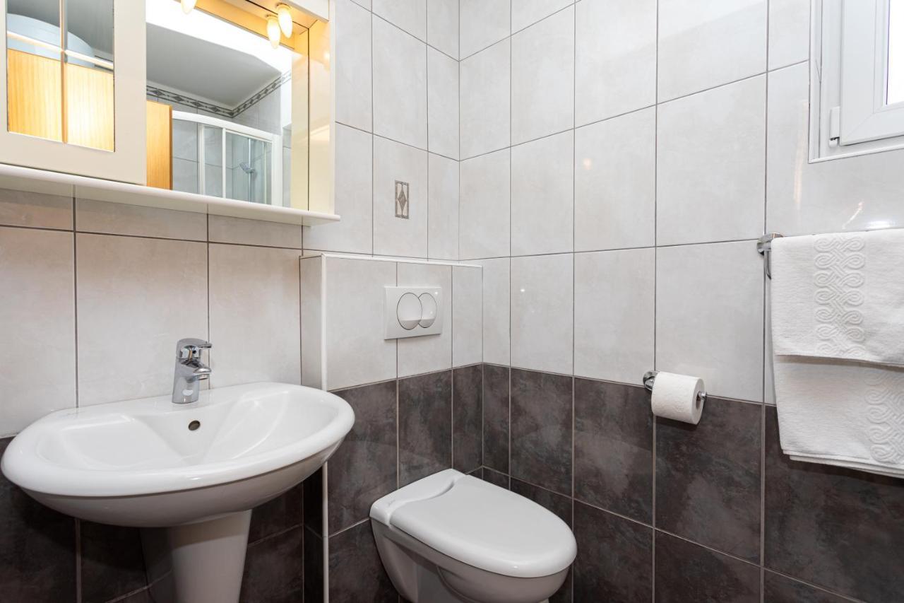 Apartments Crnekovic IV บัชกา ภายนอก รูปภาพ