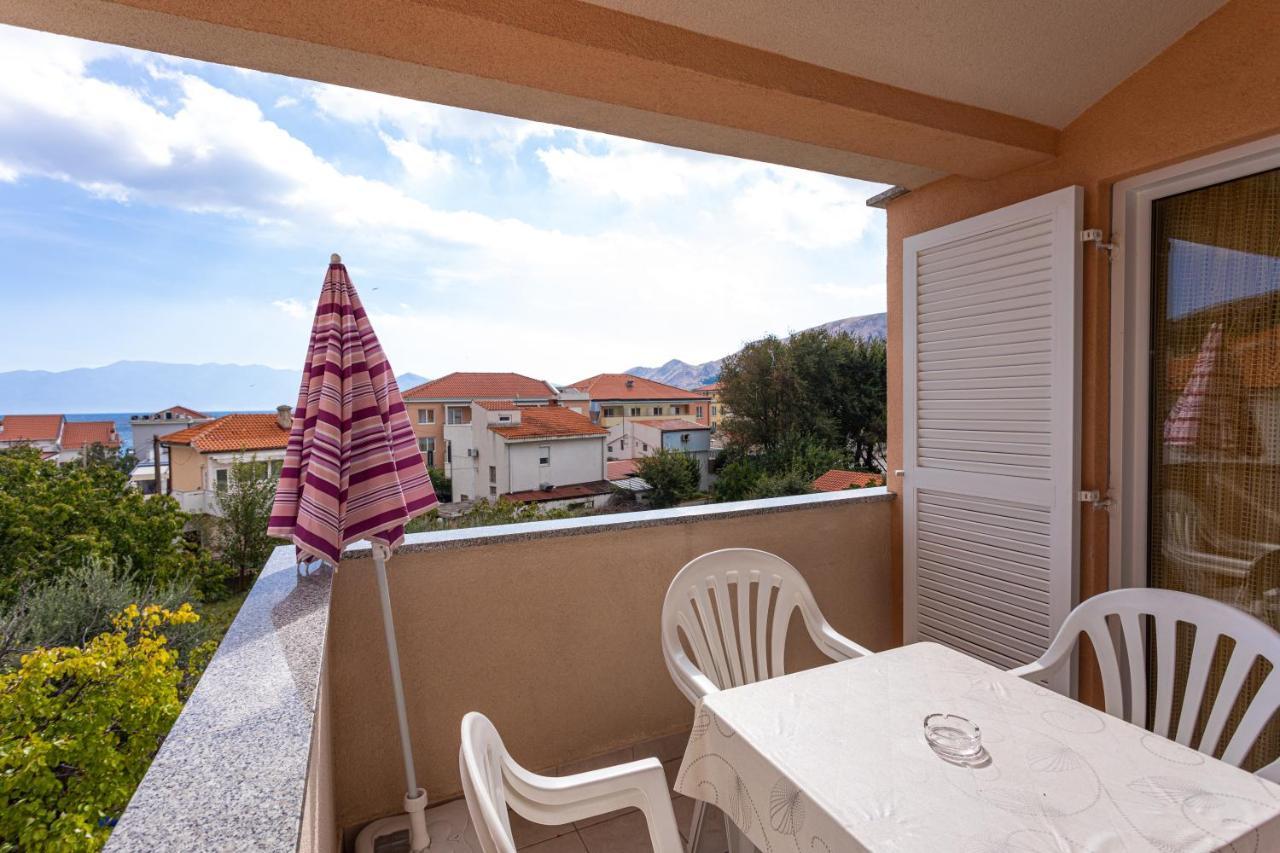 Apartments Crnekovic IV บัชกา ภายนอก รูปภาพ