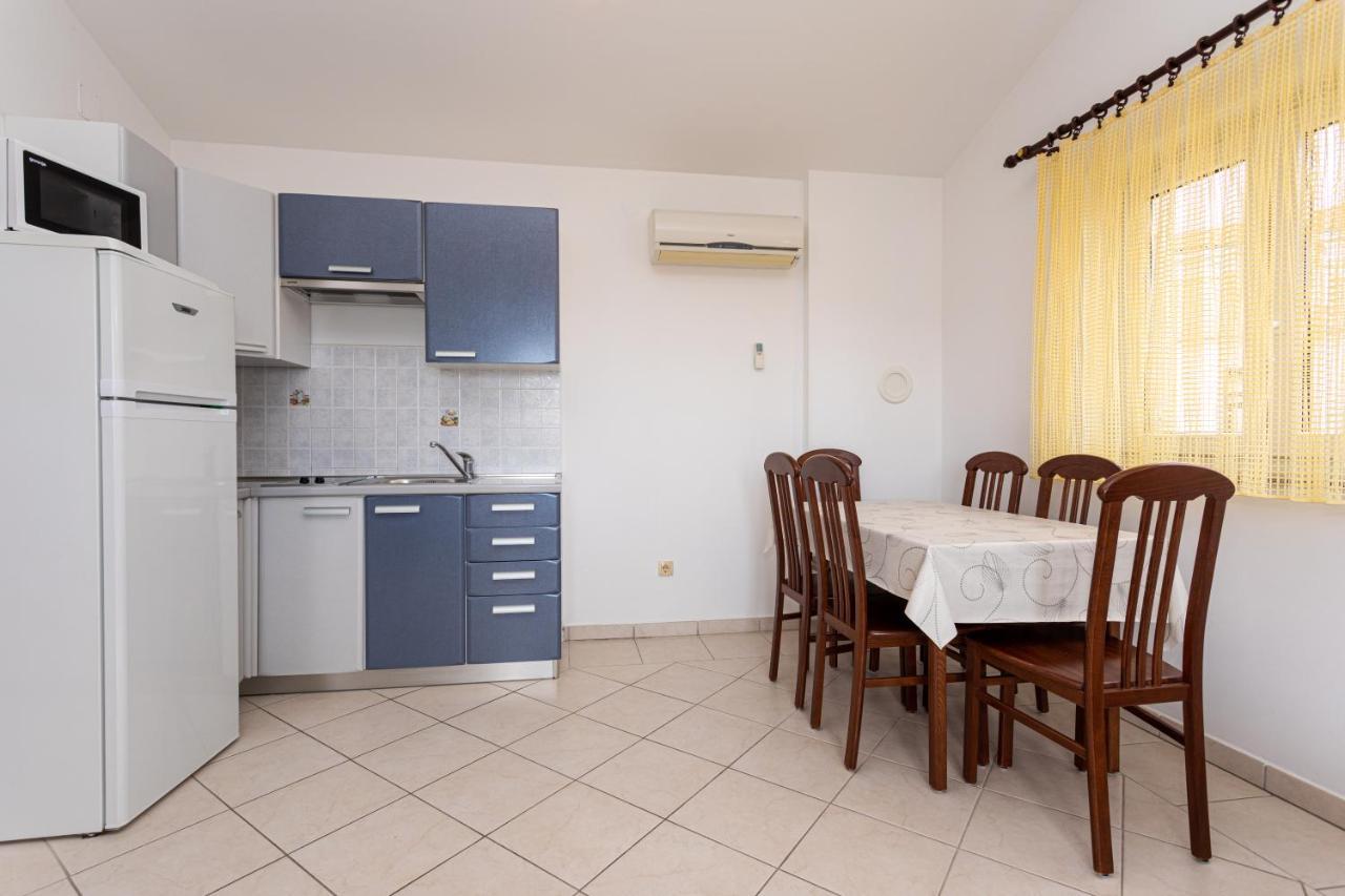 Apartments Crnekovic IV บัชกา ภายนอก รูปภาพ