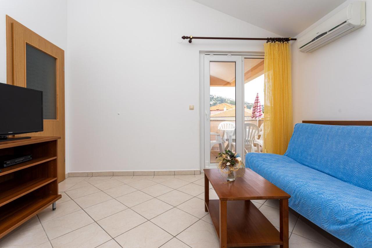 Apartments Crnekovic IV บัชกา ภายนอก รูปภาพ