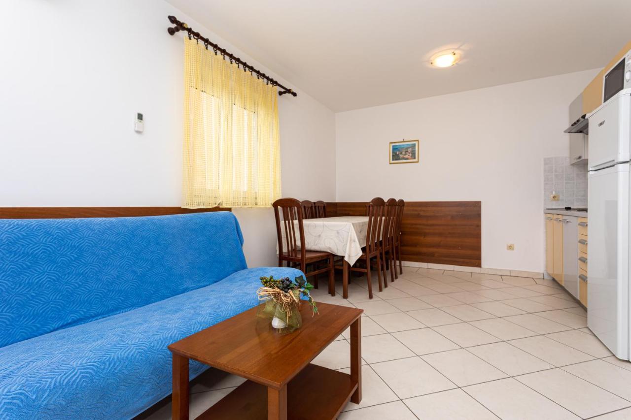 Apartments Crnekovic IV บัชกา ภายนอก รูปภาพ