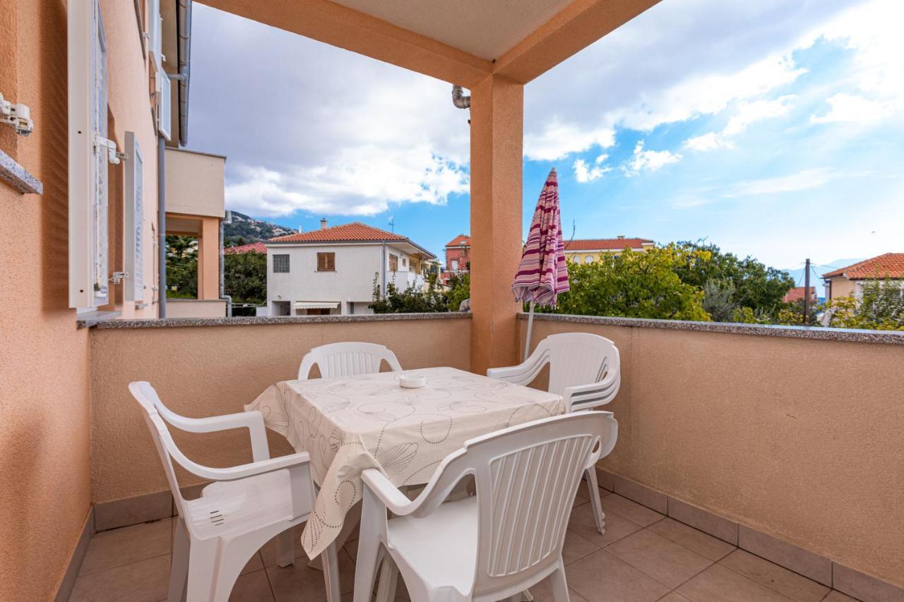Apartments Crnekovic IV บัชกา ภายนอก รูปภาพ